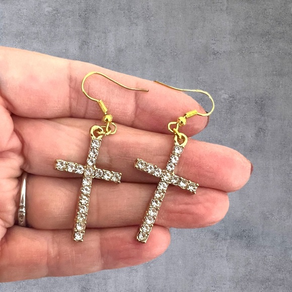Paved cross earrings gold tone - Picture 2 of 4